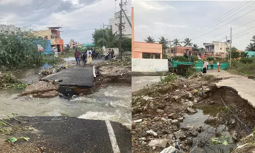 மழை வெள்ளத்தில் 3 தரைப்பாலங்கள் உடைந்தன- வாகன போக்குவரத்து துண்டிப்பு