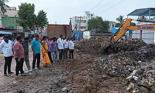 ஊரப்பாக்கத்தில் 80 டன் குப்பைகள் அகற்றம்