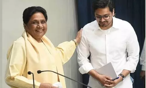 அரசியல் வாரிசு யார்?: மாயாவதி அறிவிப்பு