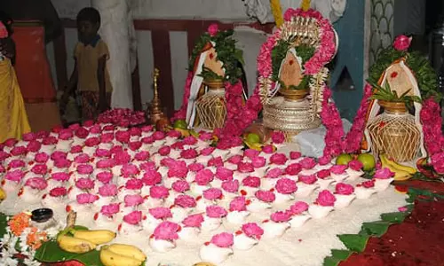 சோமவார சங்காபிஷேகம்