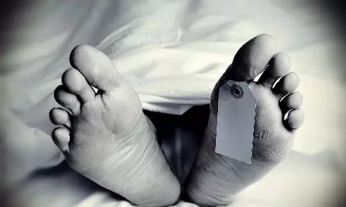 ஜன்னலை சுத்தம் செய்தபோது 5-வது மாடியில் இருந்து தவறி விழுந்த பெண் சாப்ட்வேர் என்ஜினீயர் பலி