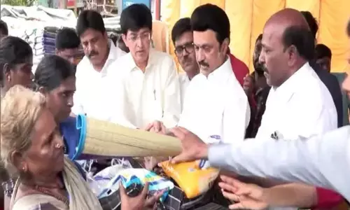 மிச்சாங் புயல் பாதிப்பு: இதுவரை 17 கோடி மதிப்பிலான நிவாரண பொருட்கள் வழங்கப்பட்டுள்ளது- தமிழக அரசு