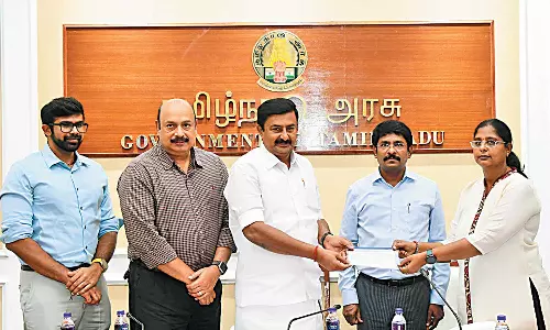 பத்திரிகையாளர் நல வாரிய கூட்டம்- தினத்தந்தி குழும இயக்குனர் பா.சிவந்தி ஆதித்தன் பங்கேற்பு
