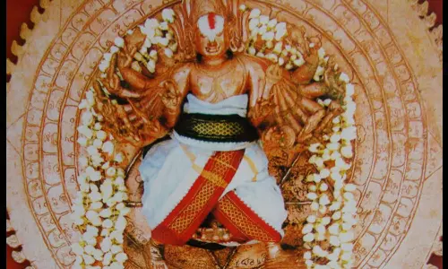 திருமண வரம் அருளும் சக்கரத்தாழ்வார்