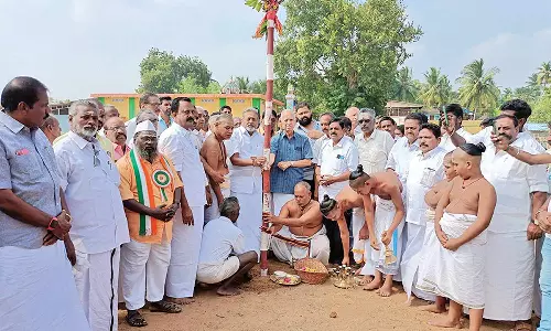 திருவையாறில் இன்று தியாகராஜ சுவாமிகள் 177-வது ஆராதனை விழா: பந்தல்கால் நடும் நிகழ்ச்சி