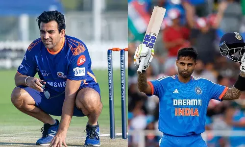 சூர்யகுமாரை அவுட்டாக்க பந்து வீச்சாளருக்கு ஐடியா கொடுத்த ஜாஹீர் கான்