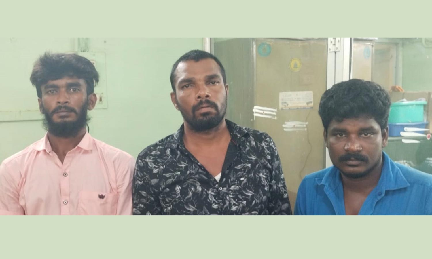 கியாஸ் சிலிண்டர் சப்ளை செய்பவர் மூலம் வீடுகளை நோட்டமிட்டு கொள்ளையடித்த கும்பல்