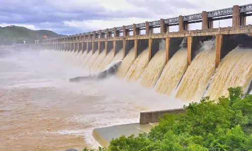 மேட்டூர் அணை நீர்மட்டம் 70 அடியை எட்டியது