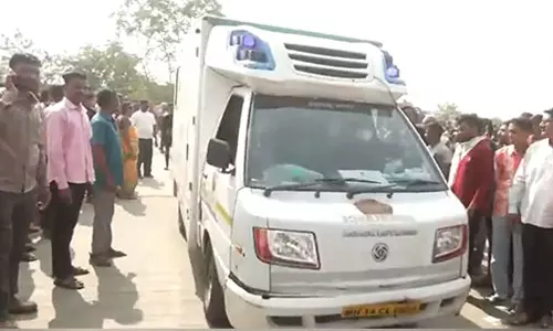 வெடிவிபத்தில் பலியானோர் குடும்பத்துக்கு ரூ.5 லட்சம் நிதி: மகாராஷ்டிரா அரசு அறிவிப்பு