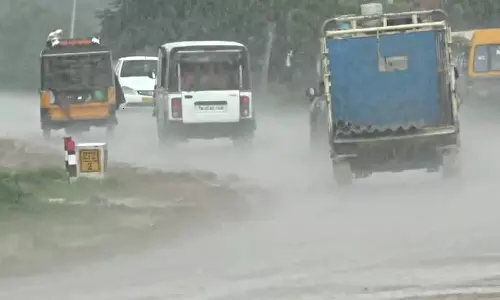 ராமநாதபுரத்தில் 994 மி.மீ. பதிவு: விடிய விடிய பெய்த கனமழையால் வீடுகளுக்குள் முடங்கிய பொதுமக்கள்