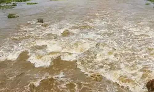 வைகை அணை நிரம்பியது... 5 மாவட்டங்களுக்கு 3-ம் கட்ட வெள்ள எச்சரிக்கை