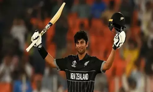 ரச்சின் ரவீந்திராவை 1.80 கோடி ரூபாய்க்கு ஏலம் எடுத்தது சென்னை அணி