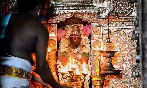 நல்லது நடக்க நம்பிடுவோம் சனிபகவானை!