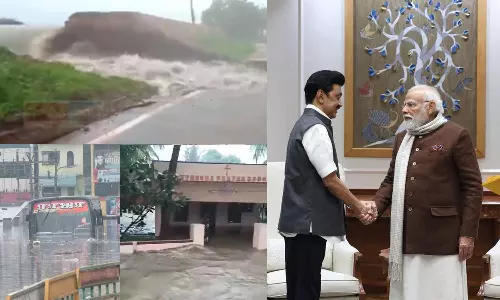 பிரதமர் மோடியுடன் முதல்- அமைச்சர் மு.க.ஸ்டாலின் சந்திப்பு: வெள்ள பாதிப்பை தேசிய பேரிடராக அறிவிக்க கோரிக்கை