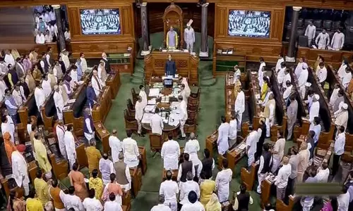 பாராளுமன்ற மக்களவை தேதி குறிப்பிடாமல் ஒத்திவைப்பு