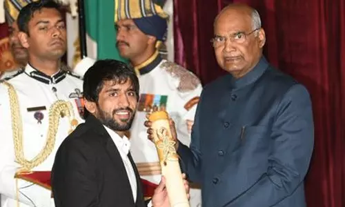 பத்மஸ்ரீ விருதை திருப்பி அளிக்கிறேன்: பிரதமருக்கு டுவீட் போட்ட மல்யுத்த வீரர்