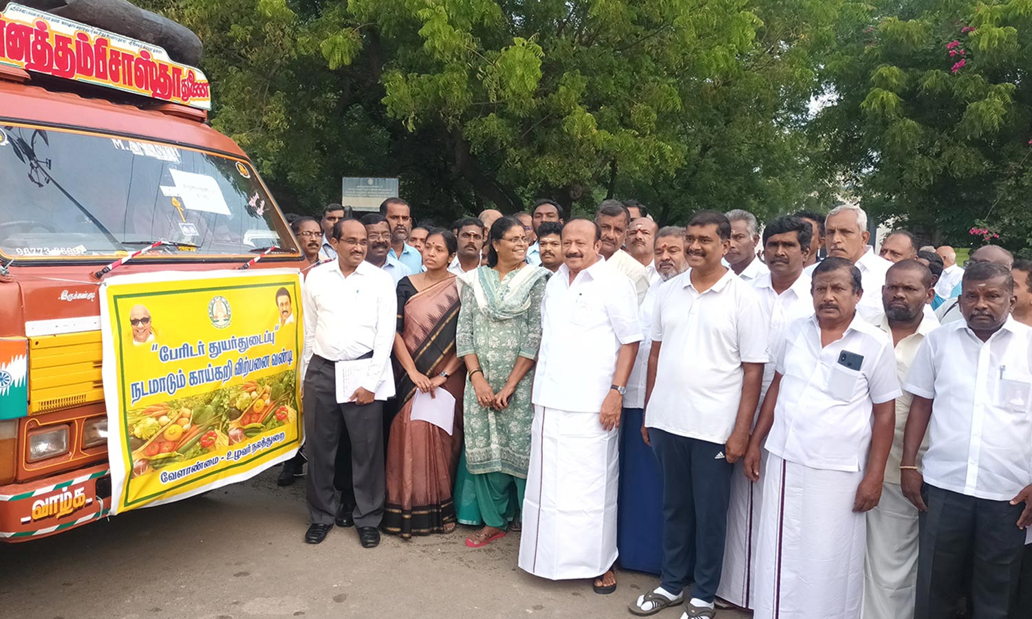 தேசிய பேரிடர் கோரிக்கையை அரசியலாக பார்க்கின்றனர்- அமைச்சர் குற்றச்சாட்டு