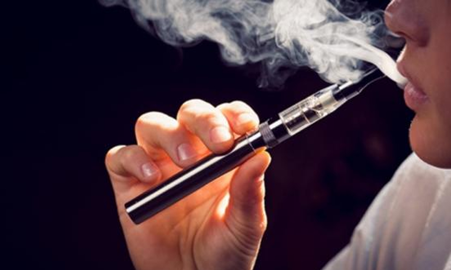 இ-சிகரெட் ஏற்படுத்தும் பாதிப்புகள்