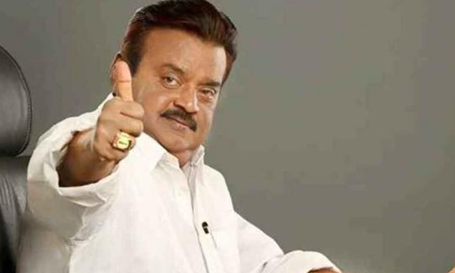 அவமானங்களை புறக்கணித்து அடையாள சின்னமாக மாற்றிய கேப்டன் விஜயகாந்த்