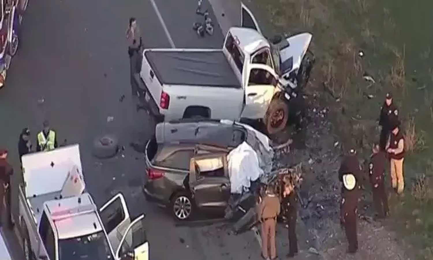 அமெரிக்காவில் நடந்த கார் விபத்து: ஆந்திர எம்.எல்.ஏ.-வின் உறவினர்கள் 6 பேர் பலி