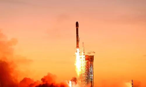 செயற்கைக்கோள் இணைய தொழில்நுட்பம்: சோதனை செயற்கைக்கோளை ஏவியது சீனா