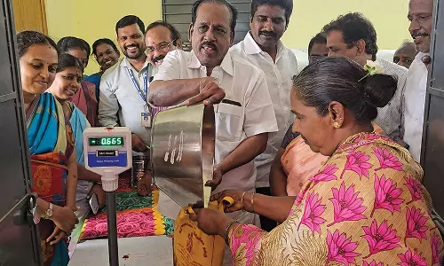 காஞ்சிபுரத்தில் ரேசன் கடை திறப்பு