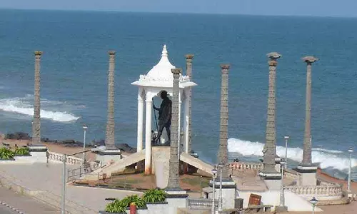 புதுச்சேரி கடற்கரைக்கு செல்ல இலவச பஸ்கள்... போக்குவரத்து நெரிசலை தவிர்க்க நடவடிக்கை