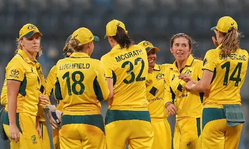 பரபரப்பான போட்டி.. 3 ரன்கள் வித்தியாசத்தில் வெற்றி பெற்ற ஆஸ்திரேலியா