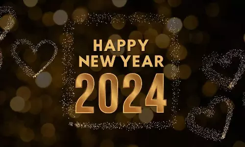 ஆங்கில புத்தாண்டு 2024 பிறந்தது- பொதுமக்கள் கோலாகல கொண்டாட்டம்