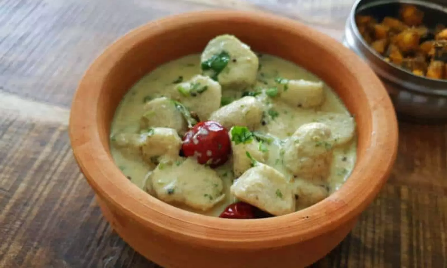 சேப்பங்கிழங்கு மோர் குழம்பு