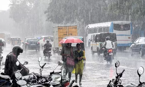 தென் மாவட்டங்களில் கனமழை நீடிக்கும்... வானிலை ஆய்வு மையம்