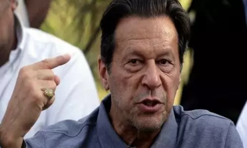 நேர்மையற்றவர்; தார்மீக உரிமையை இழக்கிறார்- தேர்தல் ஆணையம் விளக்கம்