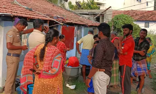 சிறுமிக்கு சூடு வைத்து சித்ரவதை போலீசார் நேரில் விசாரணை