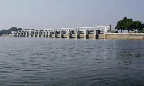 பூண்டி ஏரியில் உபரி நீர் திறப்பு நிறுத்தம்