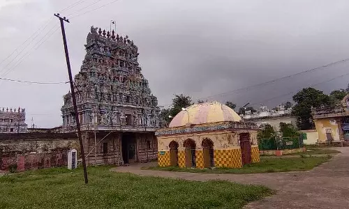 நாகை காரோணர் ஆலயம்