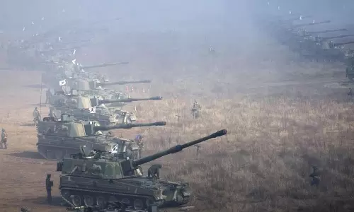 தென்கொரியா மீது பீரங்கி குண்டுகள் வீசி திடீர் தாக்குதல்- வடகொரியா நடவடிக்கையால் பதற்றம்