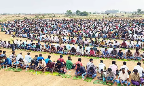 ஆண்கள் மட்டும் பங்கேற்ற விழாவில் 62 ஆடுகள் பலியிட்டு கமகம கறிவிருந்து