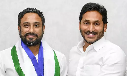 கிரிக்கெட் வீரர் அம்பதி ராயுடு ஒய்.எஸ்.ஆர். கட்சியில் இருந்து விலகல்