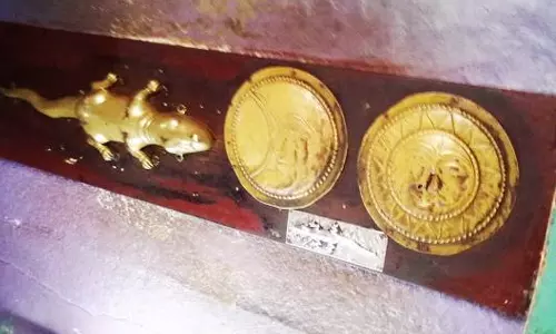 தோஷம் நீக்கும் தங்கப்பல்லி