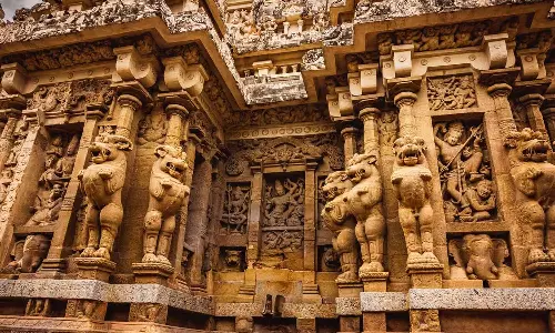 நூறு கால் மண்டபம்