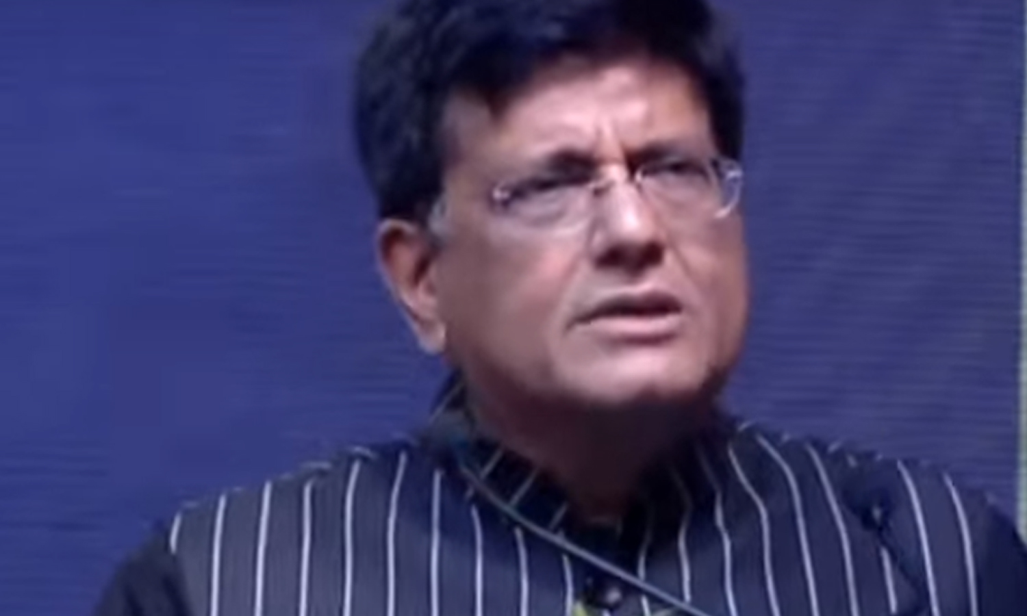 முதலீட்டாளர்கள் மாநாட்டில் தமிழகத்தை பாராட்டிய  பியூஷ் கோயல்