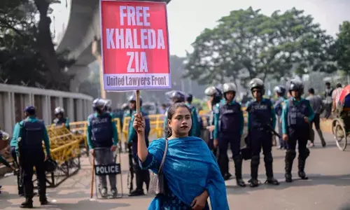 எதிர்க்கட்சிகள் புறக்கணிப்பு: பாதுகாப்புடன் வங்காளதேசத்தில் இன்று பொதுத்தேர்தல்