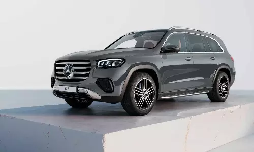 விலை ரூ. 1.32 கோடி மட்டுமே - வேற லெவல் அம்சங்களுடன் அறிமுகமான பென்ஸ் GLS