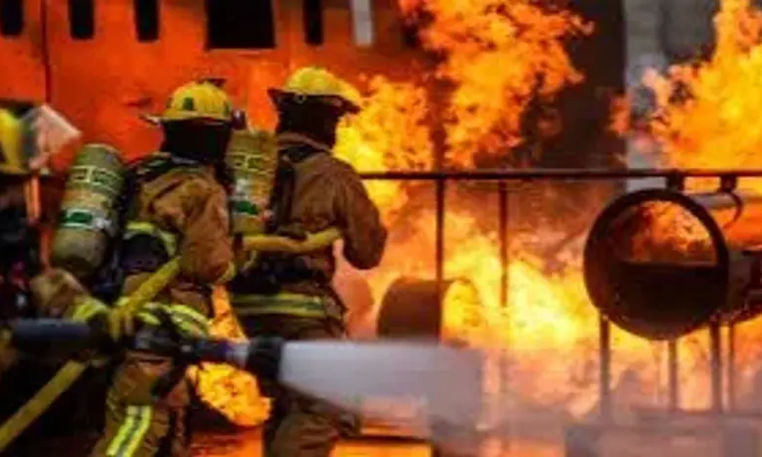 சிப்ஸ் பாக்கெட் - சிதறிய கவனம்: தீக்காயங்களுடன் மருத்துவமனையில் முதியவர்