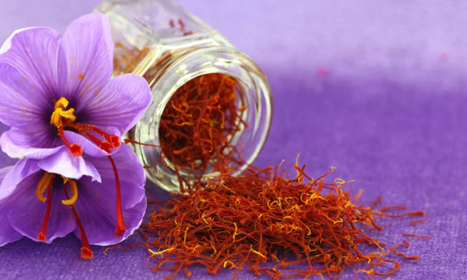 உண்மையாகவே குங்குமப்பூ சருமத்தை அழகாக்குமா?