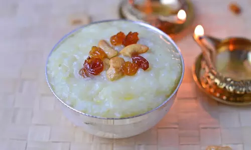 பொங்கல் ஸ்பெஷல்: கற்கண்டு பொங்கல்