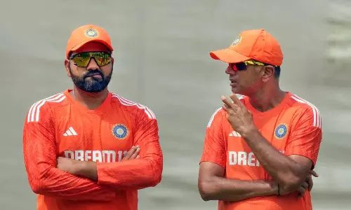 இஷான் கிஷன்- ஷ்ரேயாஸ் மீது ஒழுங்கு நடவடிக்கை? - டிராவிட் பதில்