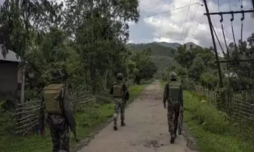 மணிப்பூரில் விறகு சேகரிக்க சென்ற 4 பேரில் 3 பேர் கொலை: பதட்டம் அதிகரிப்பு