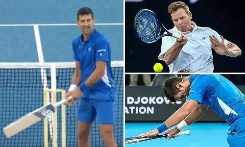 மிரட்டிய ஸ்மித்: தலைவணங்கிய ஜோகோவிச்- வைரலாகும் வீடியோ