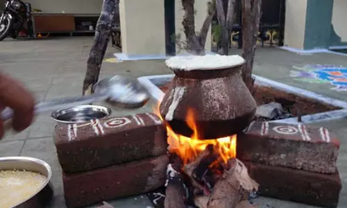 பஞ்சாங்கப்படி பொங்கல் வைக்க நல்ல நேரம் எப்போது?